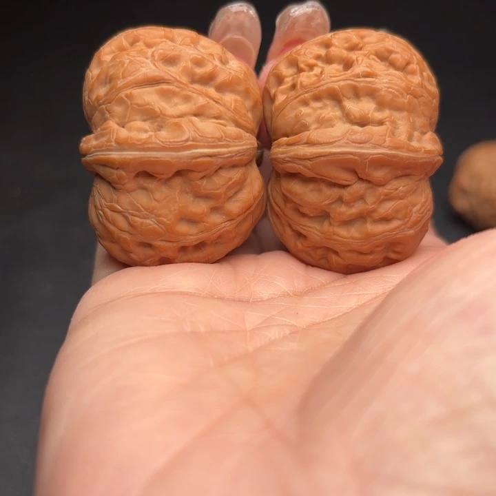 桃核吊坠44元宝狮子头