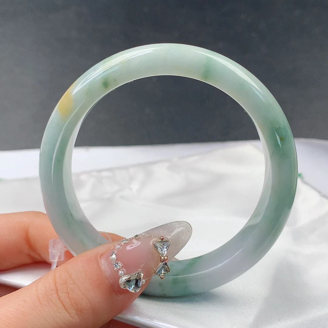 翡翠手镯未镶嵌0063正57