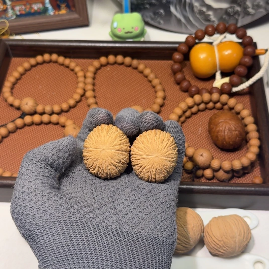 爱****猴头核桃吊坠猴头元宝