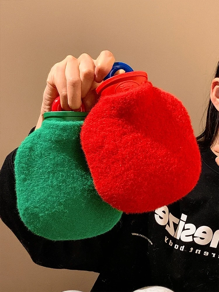 热水袋注水毛绒防爆暖水袋冬天女生用敷肚子暖被窝大号小号暖手宝