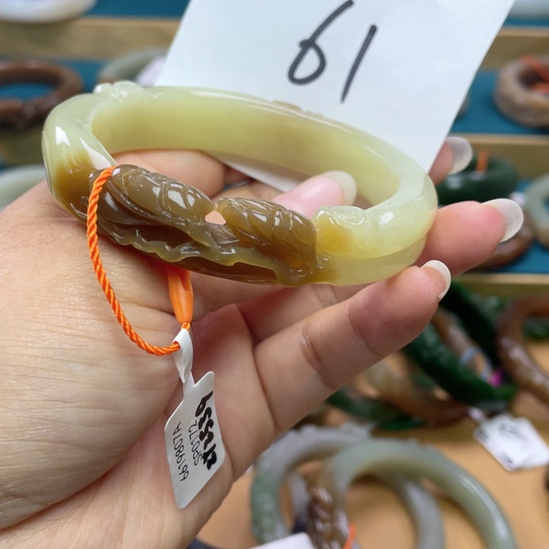 未镶嵌手镯和田玉圈口61