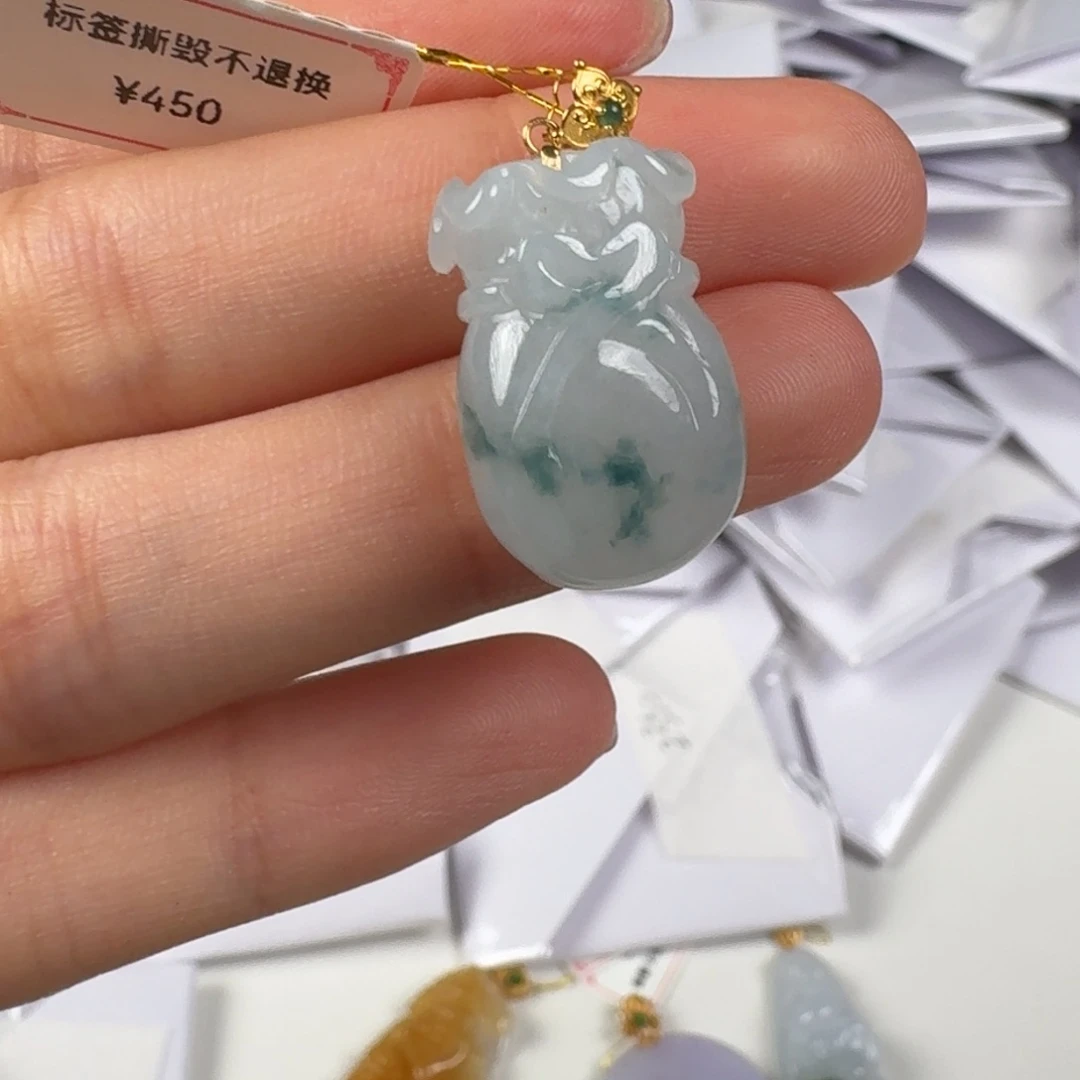 翡翠18K金镶嵌颈饰