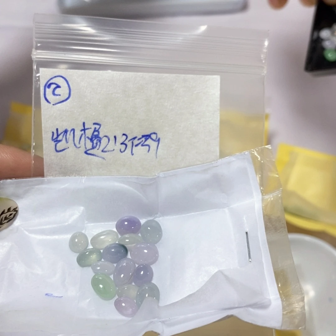 定制翡翠未镶嵌?****?不