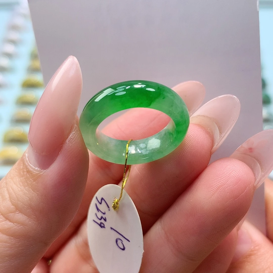 未镶嵌戒指翡翠10圈