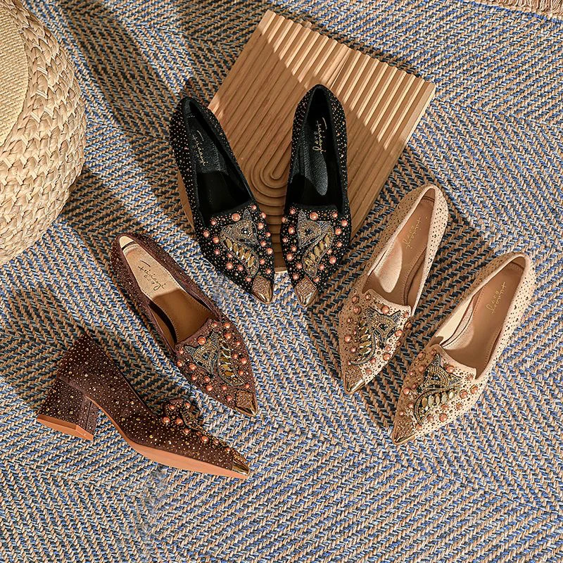 B956-27礼服宴会粗跟单鞋2025春季新款尖头高跟水钻单狐狸单鞋女