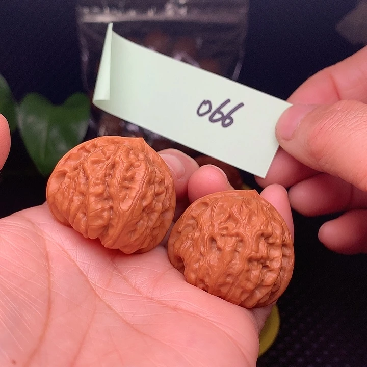 【闪购商品】把件文玩核桃龙脉元宝066