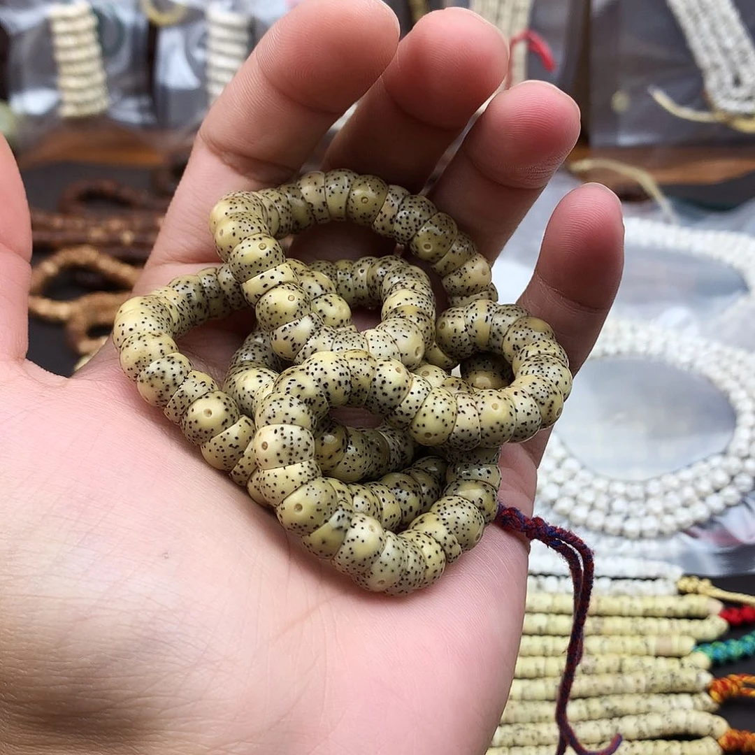 星月菩提吊坠从**负卡九大肠