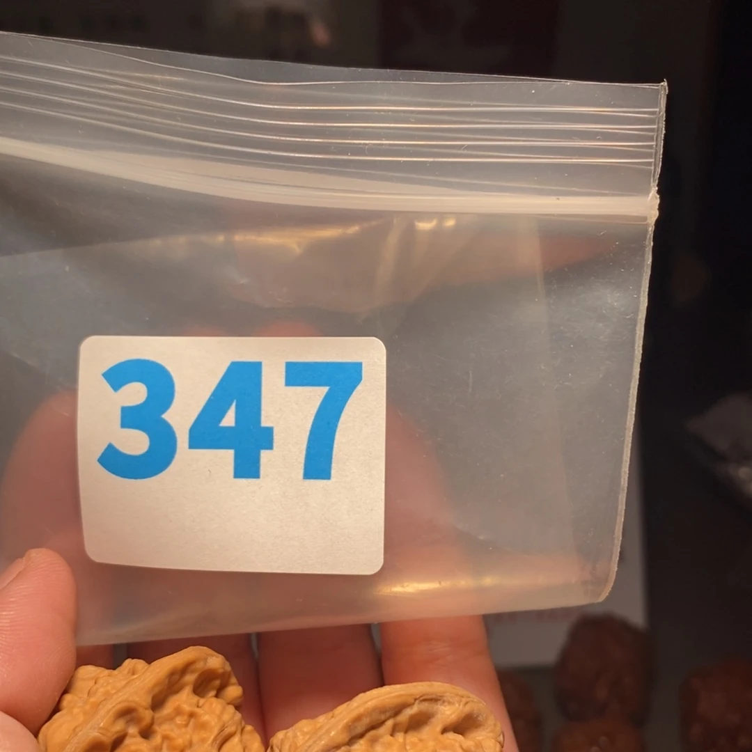 文玩核桃把件文玩核桃把件