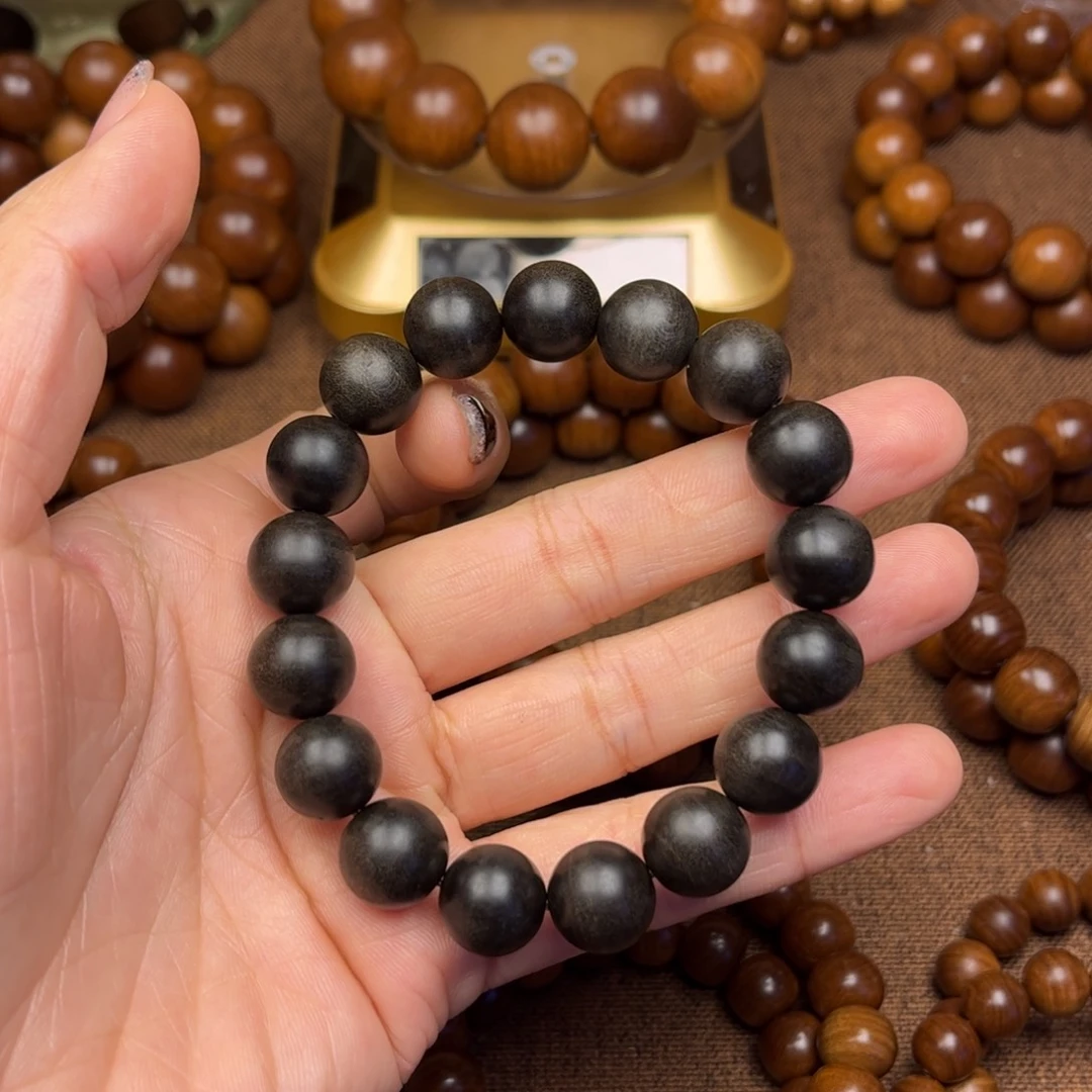 无***觉檀香木1.2阴沉 老山檀香