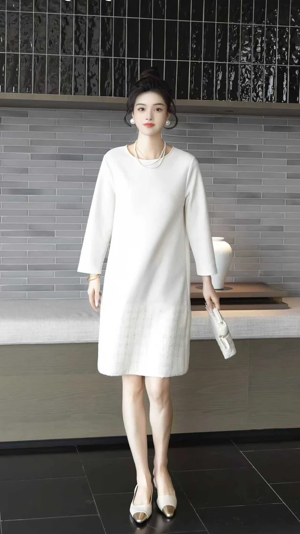 QEIIWMVIP/柒院早秋宽松腰极简风拉链款圆领连衣裙7091