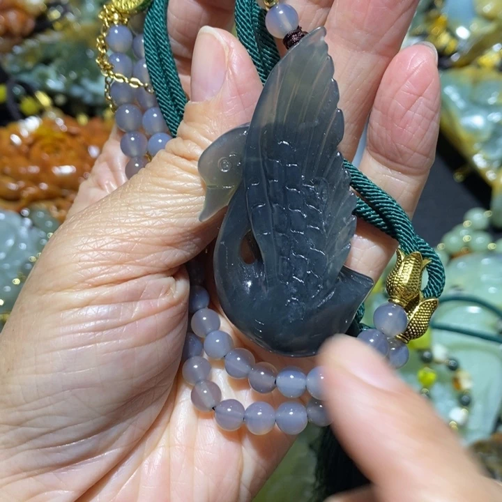 岫玉岫玊吊坠未镶嵌