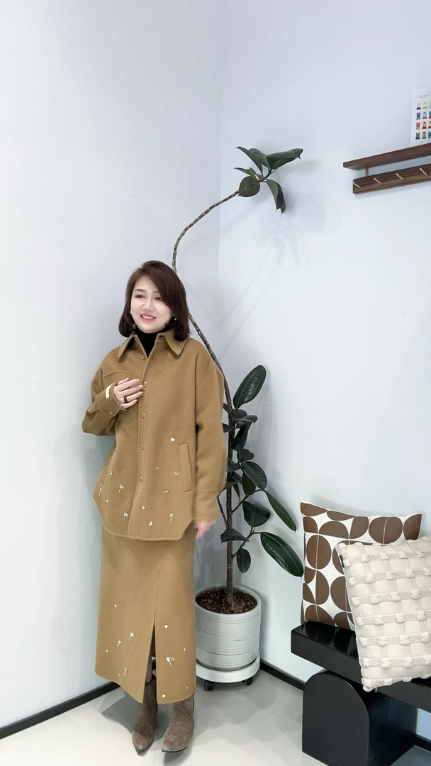 重工设计师款咖色套装通勤