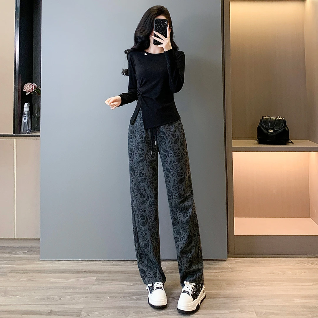 盐系穿搭休闲时尚套装女秋新款设计感圆领开叉长袖上衣长裤两件套