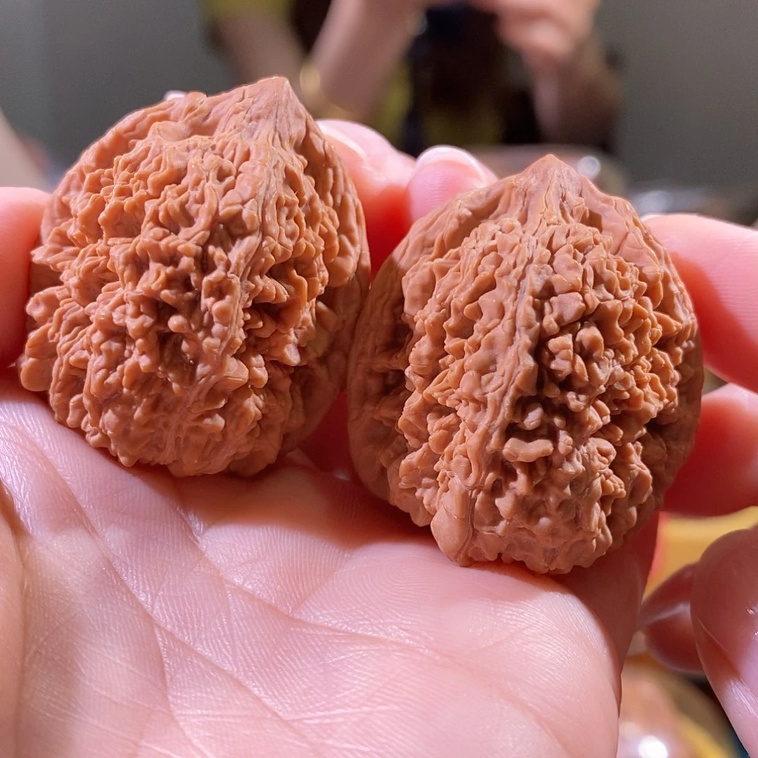 文玩核桃吊坠大蒜