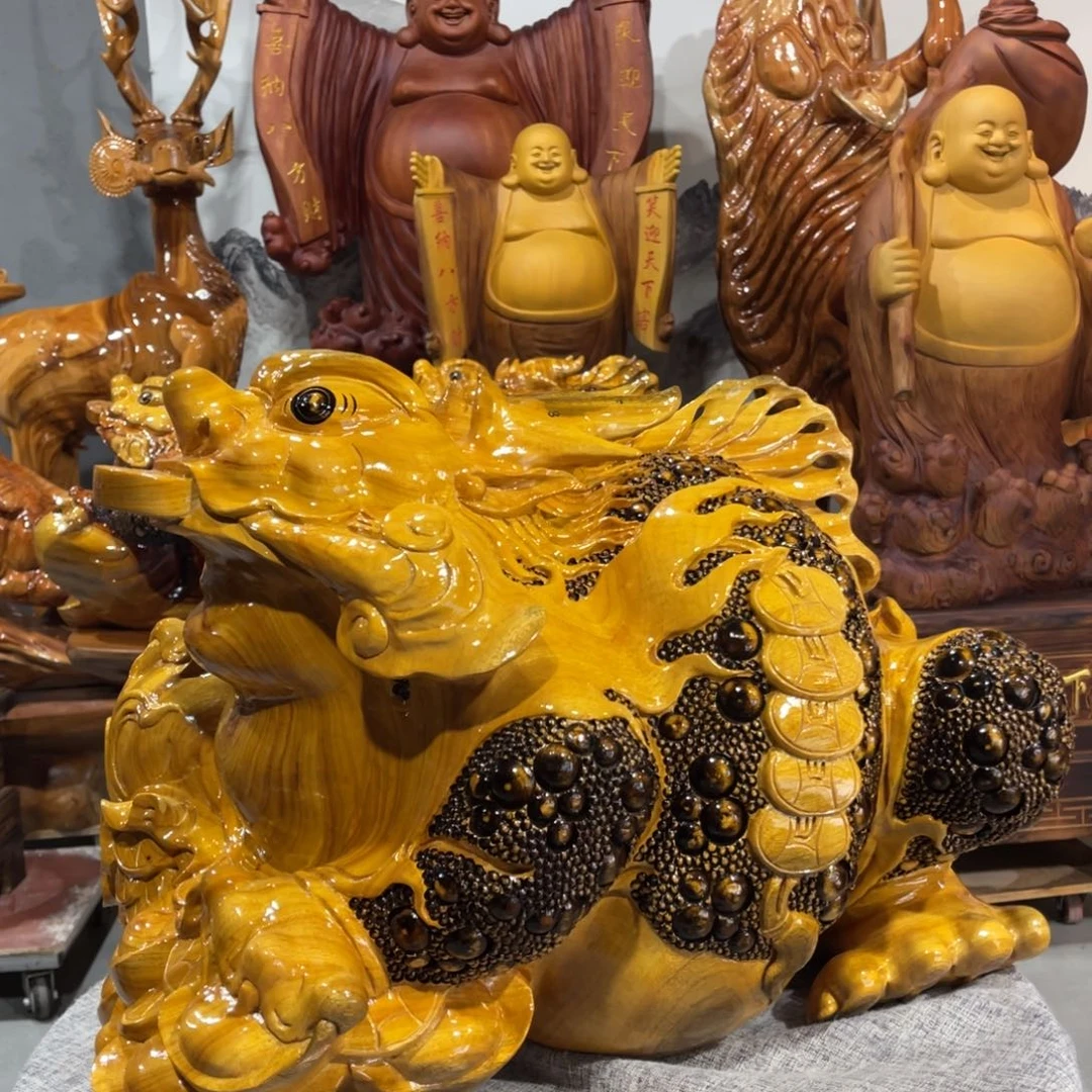 杨***顺香樟木香樟木手工雕刻金蟾