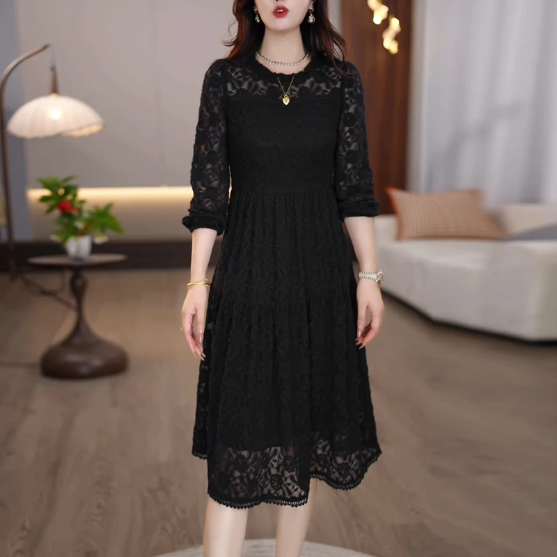 黑色气质蕾丝连衣裙女2025秋季新款中年妈妈装减龄显瘦中长款裙子