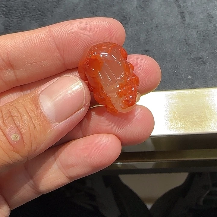 南红玛瑙未镶嵌颈饰