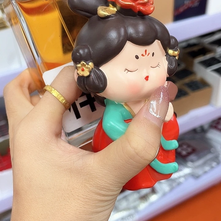 瓷片自由之水陶瓷娃娃