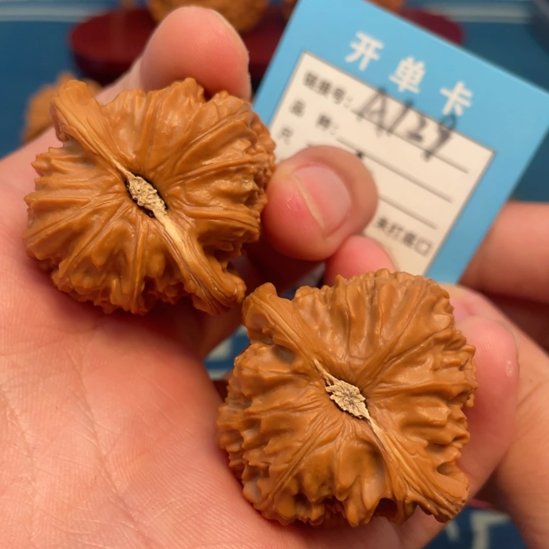 吊坠文玩核桃核桃