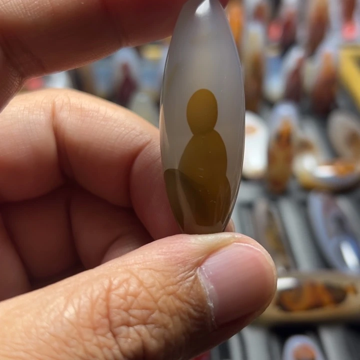 玛瑙/玉髓未镶嵌颈饰