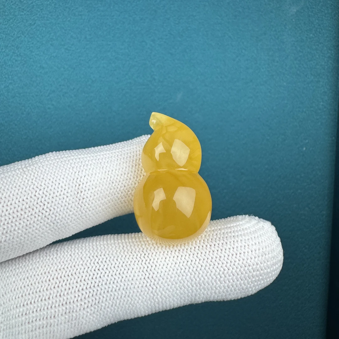Y5623天然蜜蜡葫芦18*32mm支持复检假一罚四