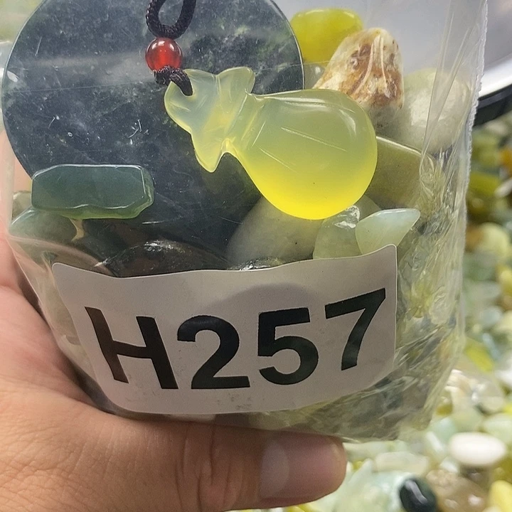 蛇纹石玉未镶嵌鱼缸石