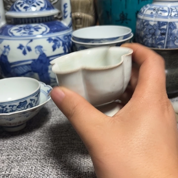 瓷片。瓷片，瓷器，瓷片