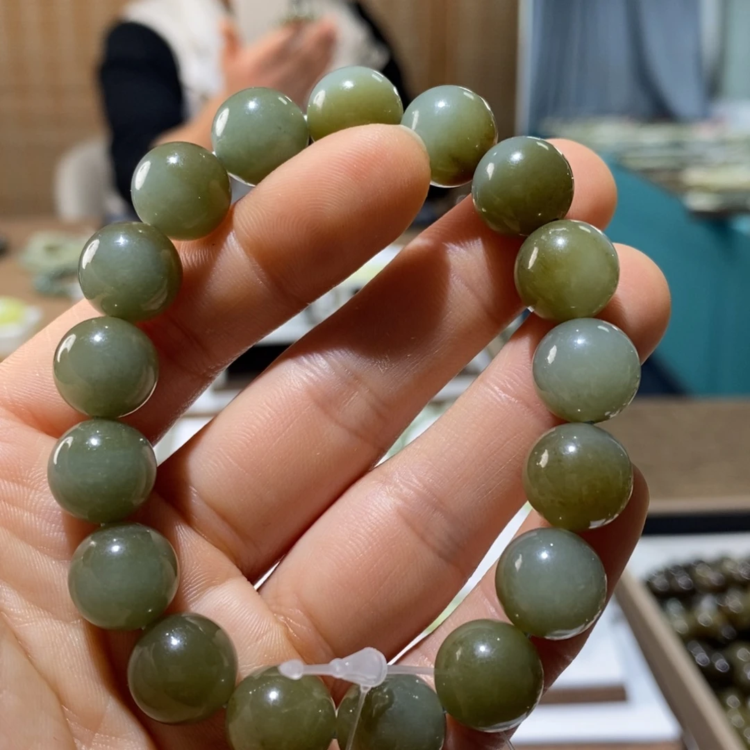 和田玉未镶嵌手链12