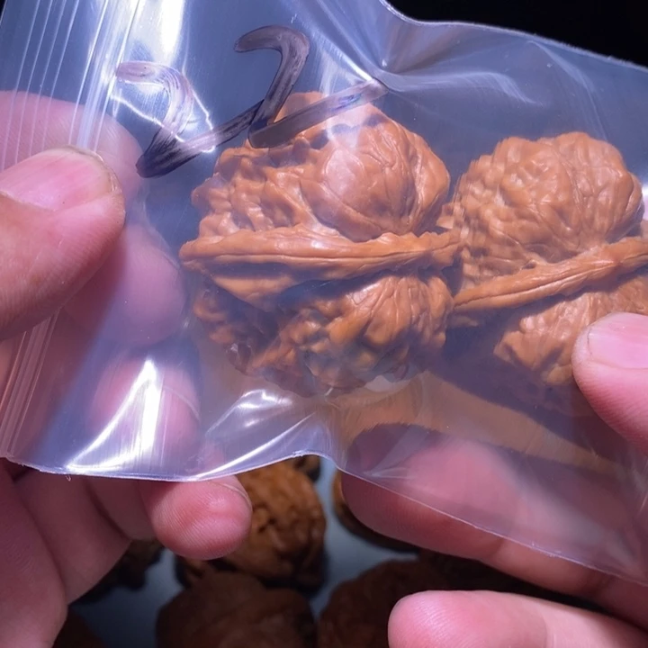 文玩核桃把件预*渔22呃呃呃