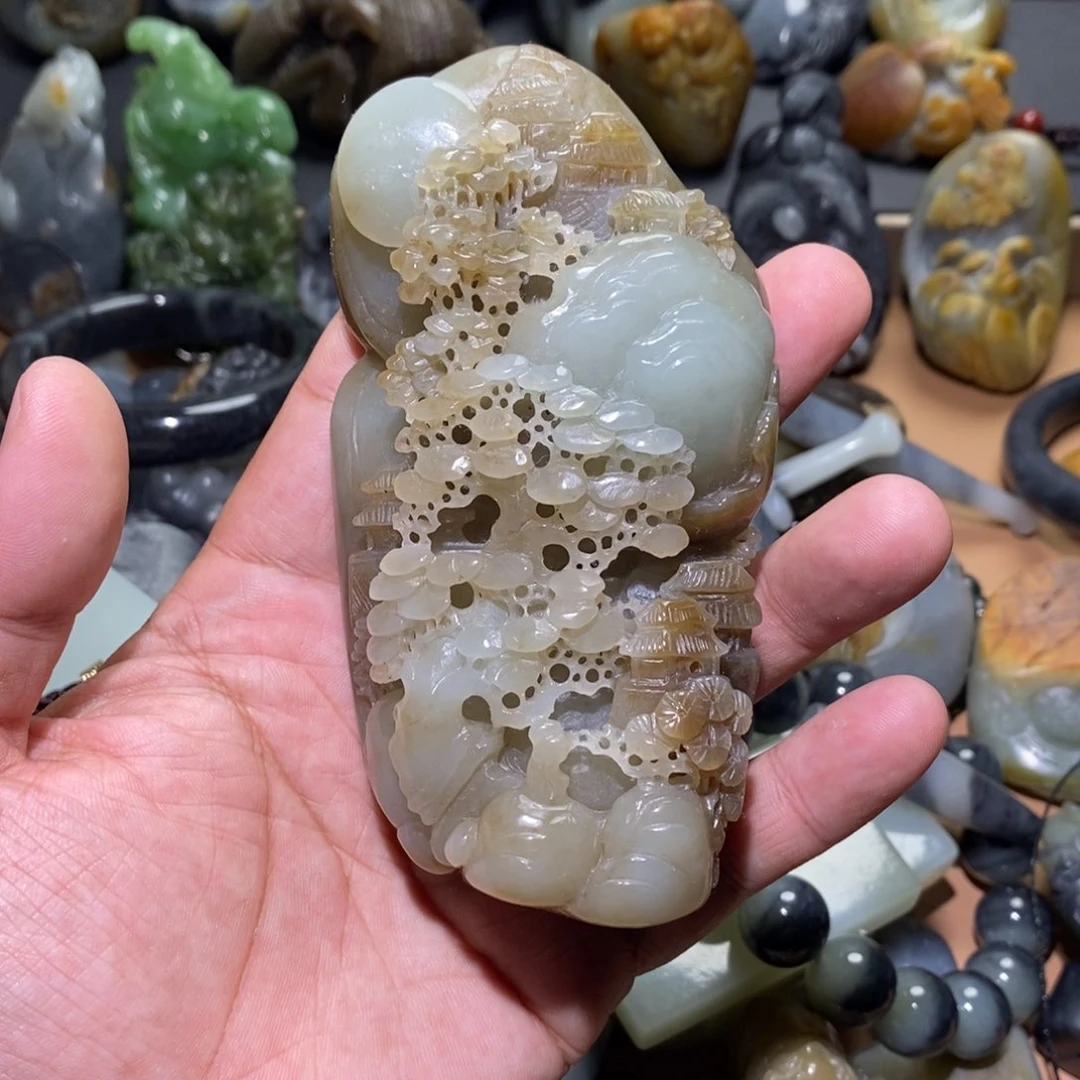 未镶嵌和田玉把件