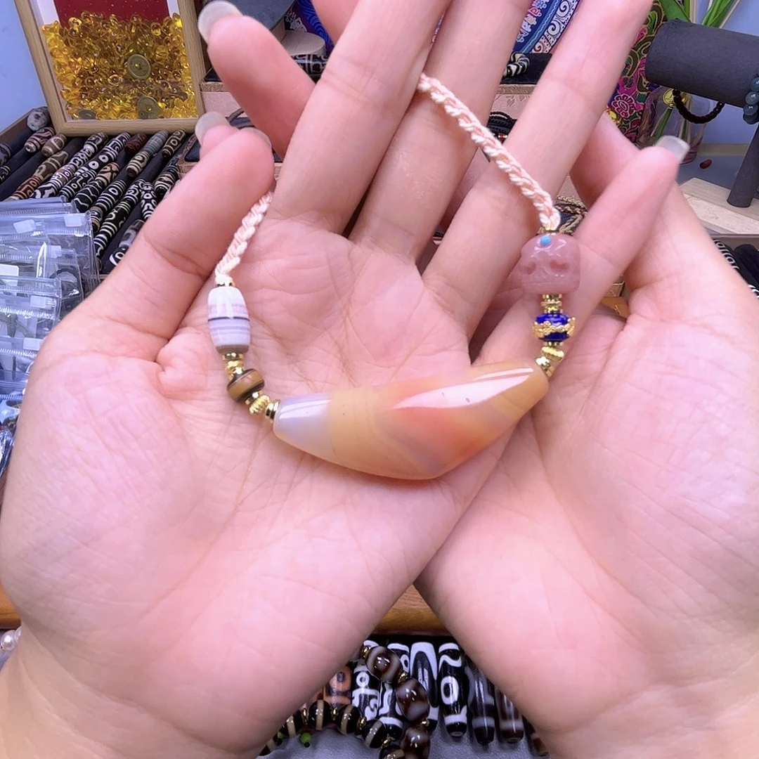未镶嵌颈饰玛瑙/玉髓