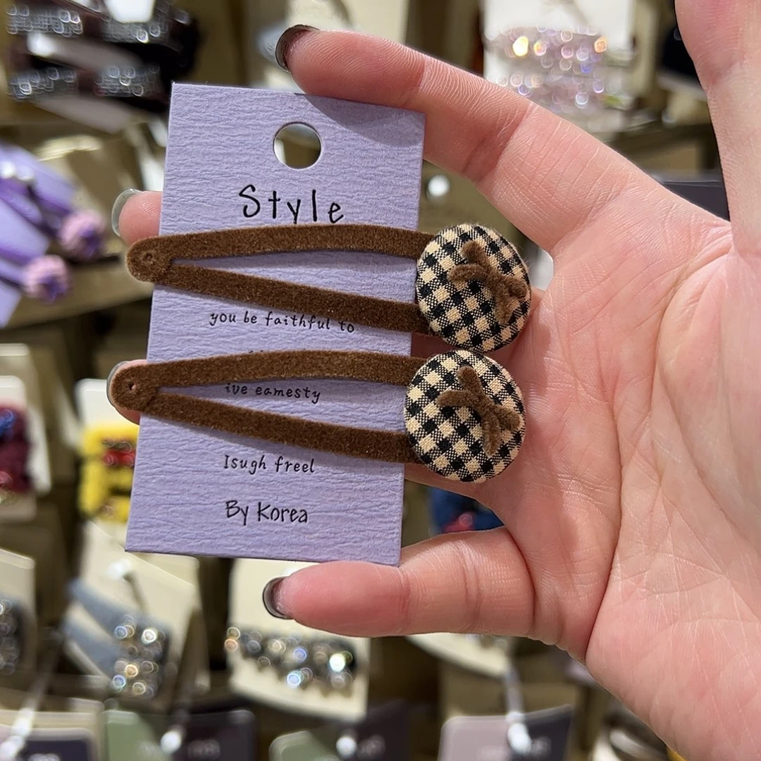 布艺非金属咖色蝴蝶结拜拜夹