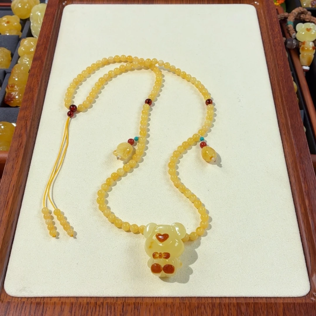 琥珀未镶嵌裸石定制