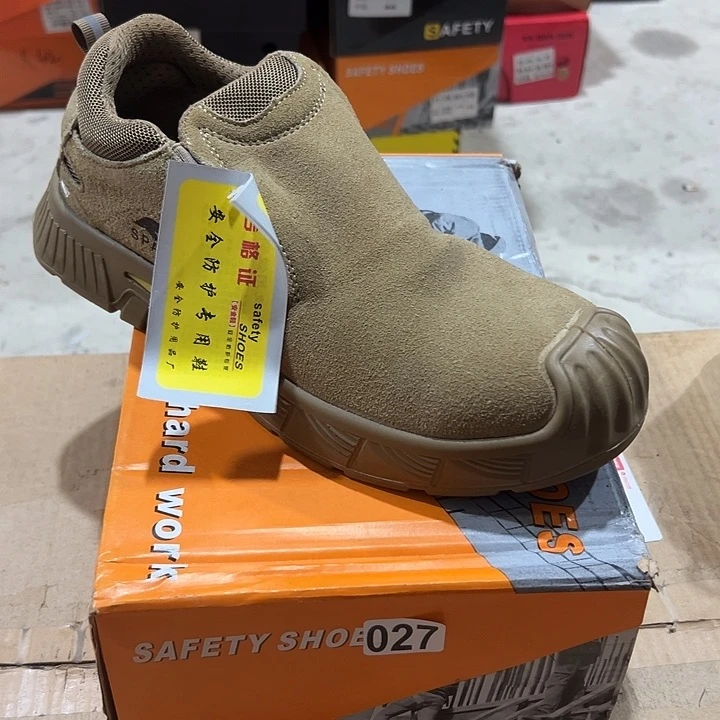 编码027号。44码防砸防刺劳保鞋
