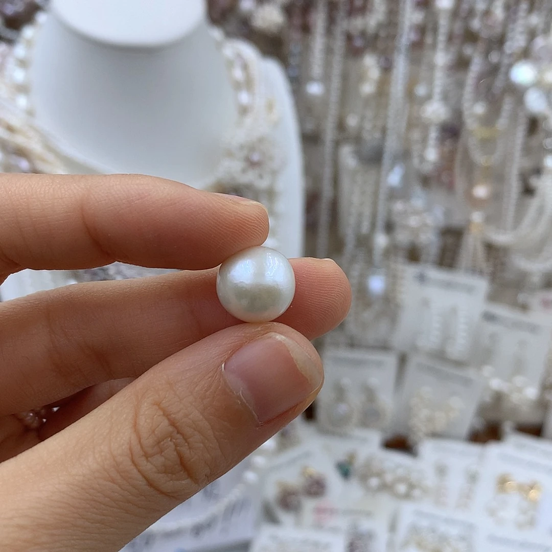颈饰合金淡水珍珠吉**宝