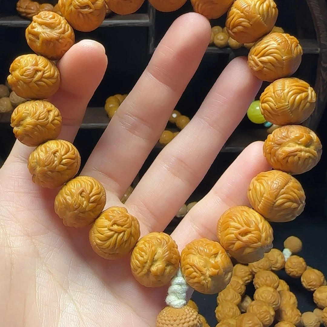 拥***福吊坠猴头核桃猴头