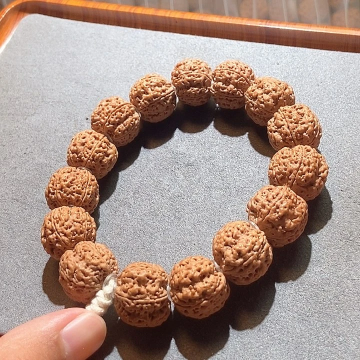 吊坠金刚菩提头货满肉双龙梅花20mm