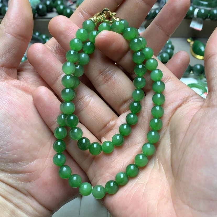 【闪购商品】颈饰未镶嵌和田玉（碧玉）