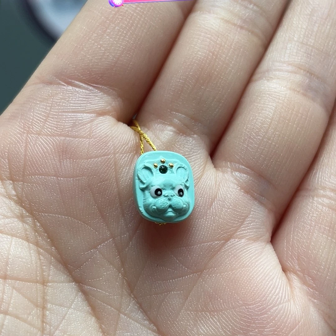 绿松石未镶嵌颈饰