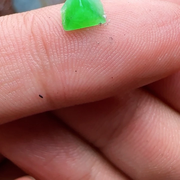 定制翡翠未镶嵌不包工