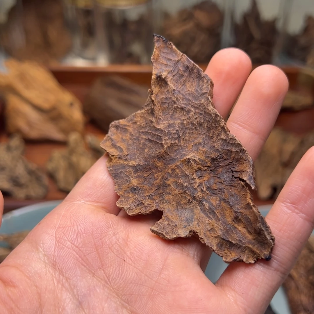 香料：云南板头香8.5克