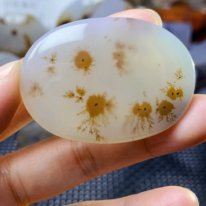 玛瑙/玉髓未镶嵌珠宝半成品