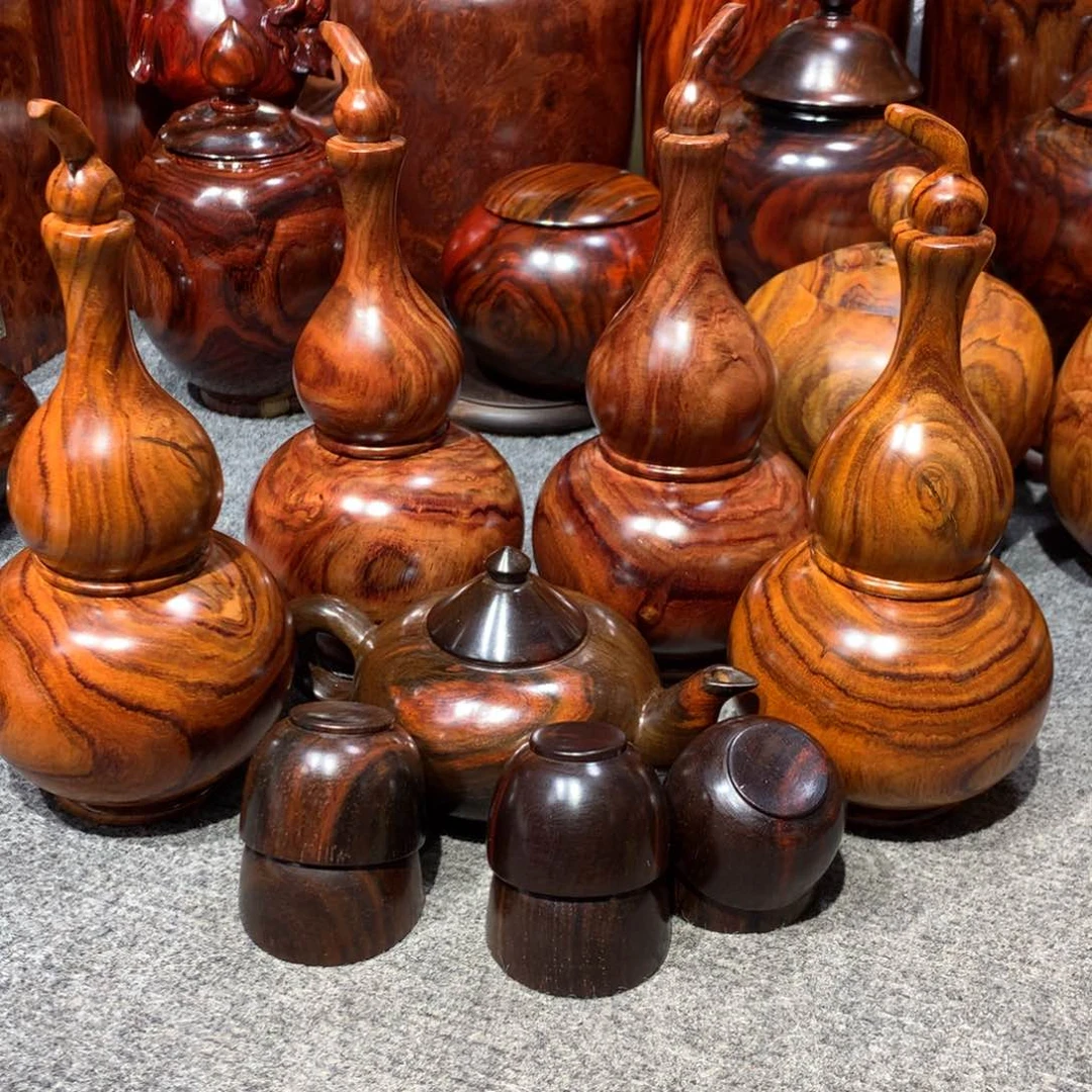 表***心木越黄4个葫芦 一套茶壶