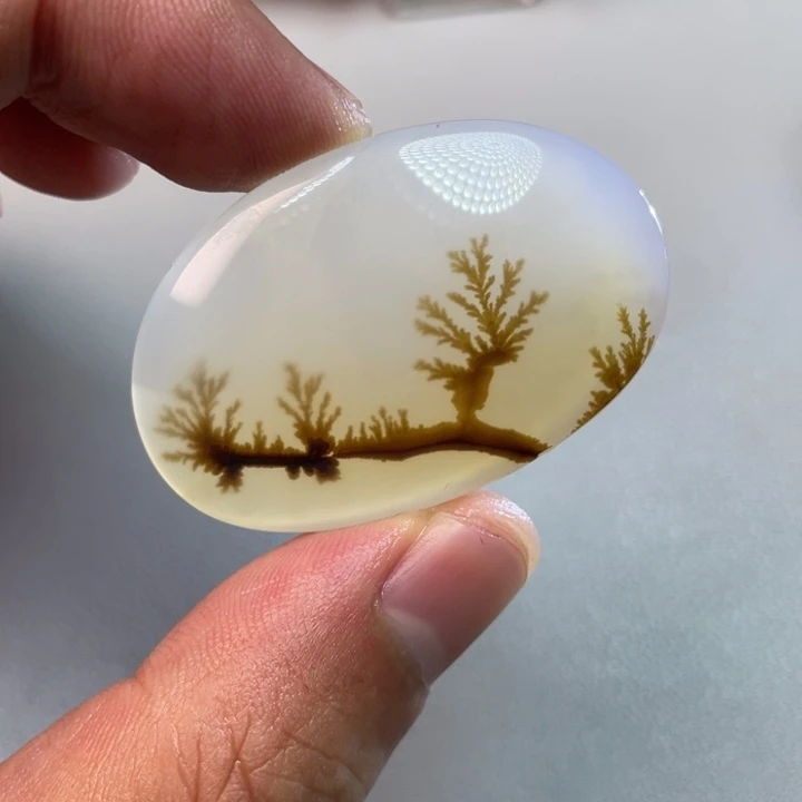 玛瑙/玉髓颈饰未镶嵌泥*