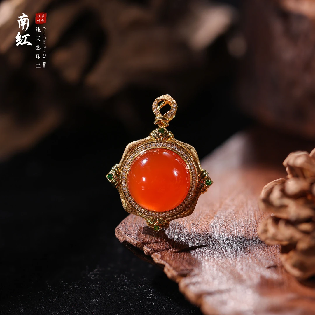 【桃总推荐】18k金镶嵌冰红南红蛋面吊坠@@JH50427072
