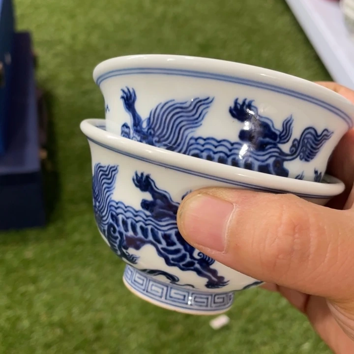 陶土快**哥青花瓷器杯子