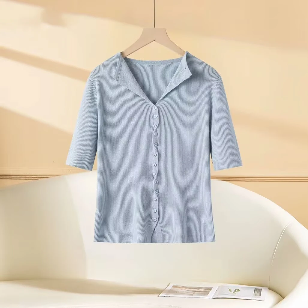 纯色常规翻领透气宽松型T恤休闲百搭女士时尚v领短款