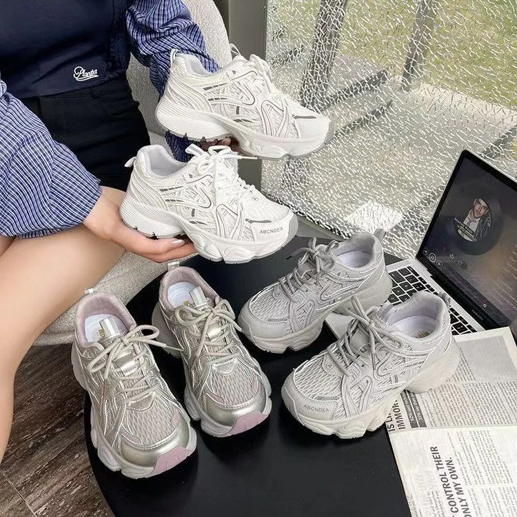 太墟厚底时尚休闲鞋灰色跑步运动鞋女款2025年春秋季新款网面