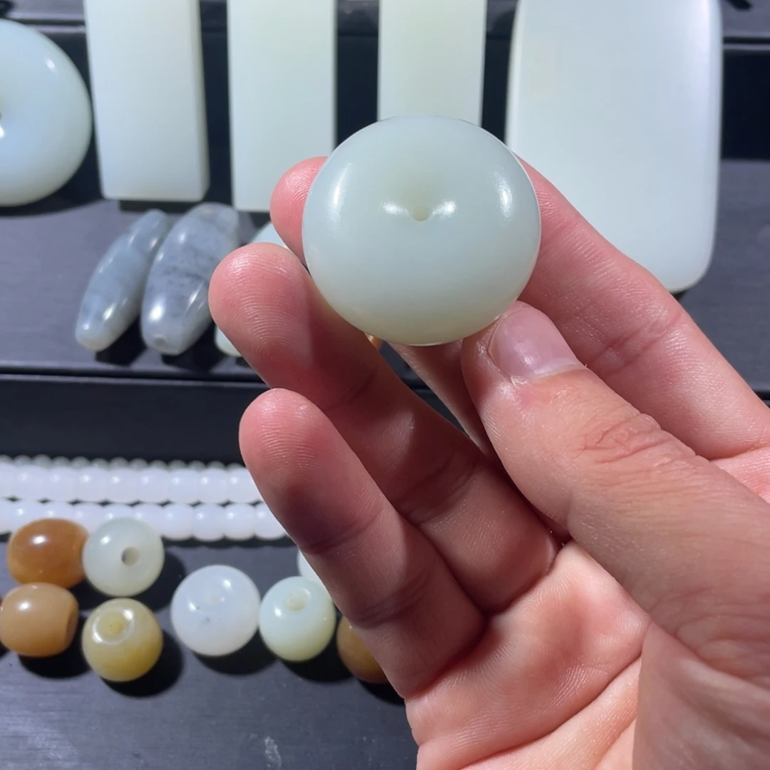 和田玉未镶嵌吊坠(不含链)平安扣