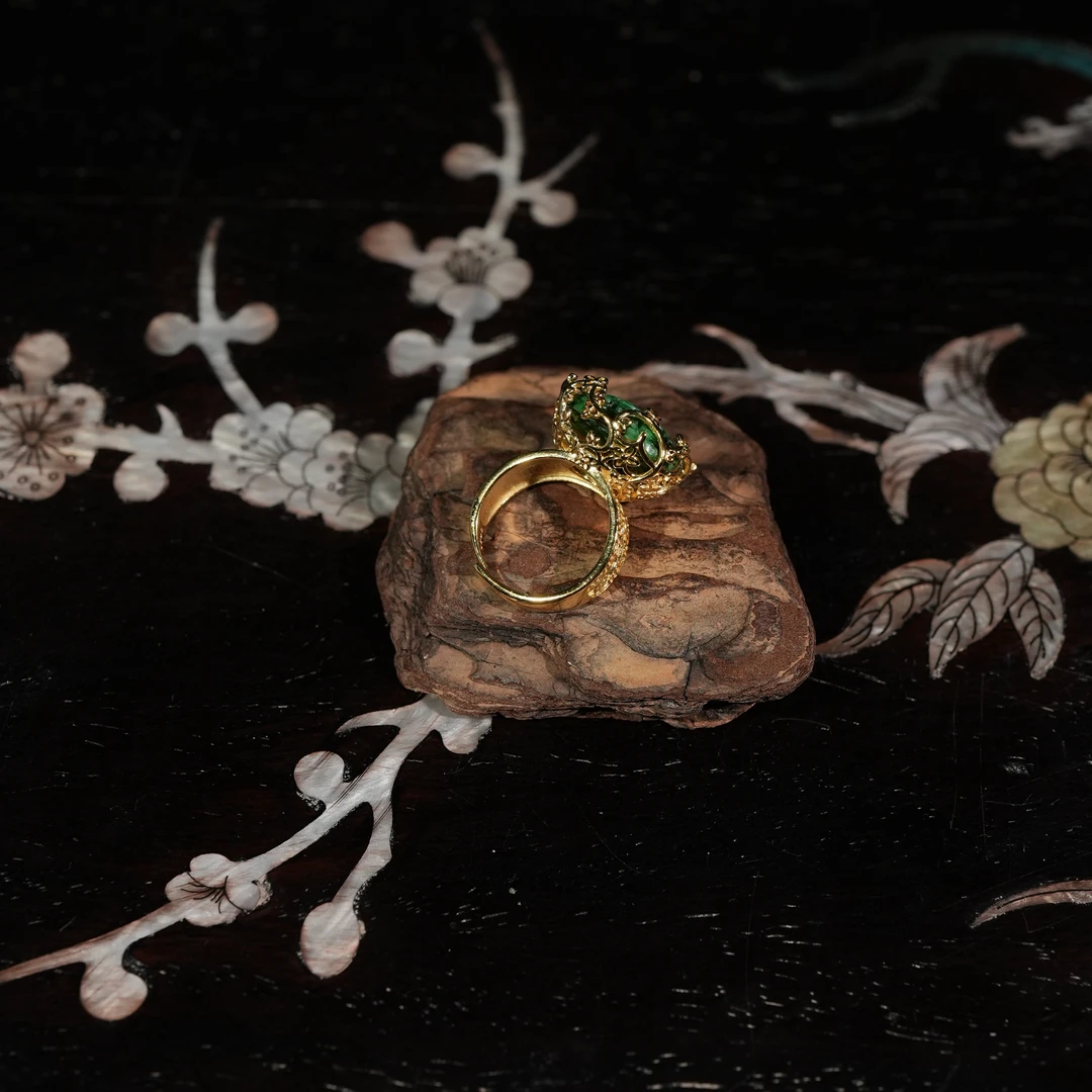 1.17香港王老板-翡翠镶嵌戒指多样性发一4y173